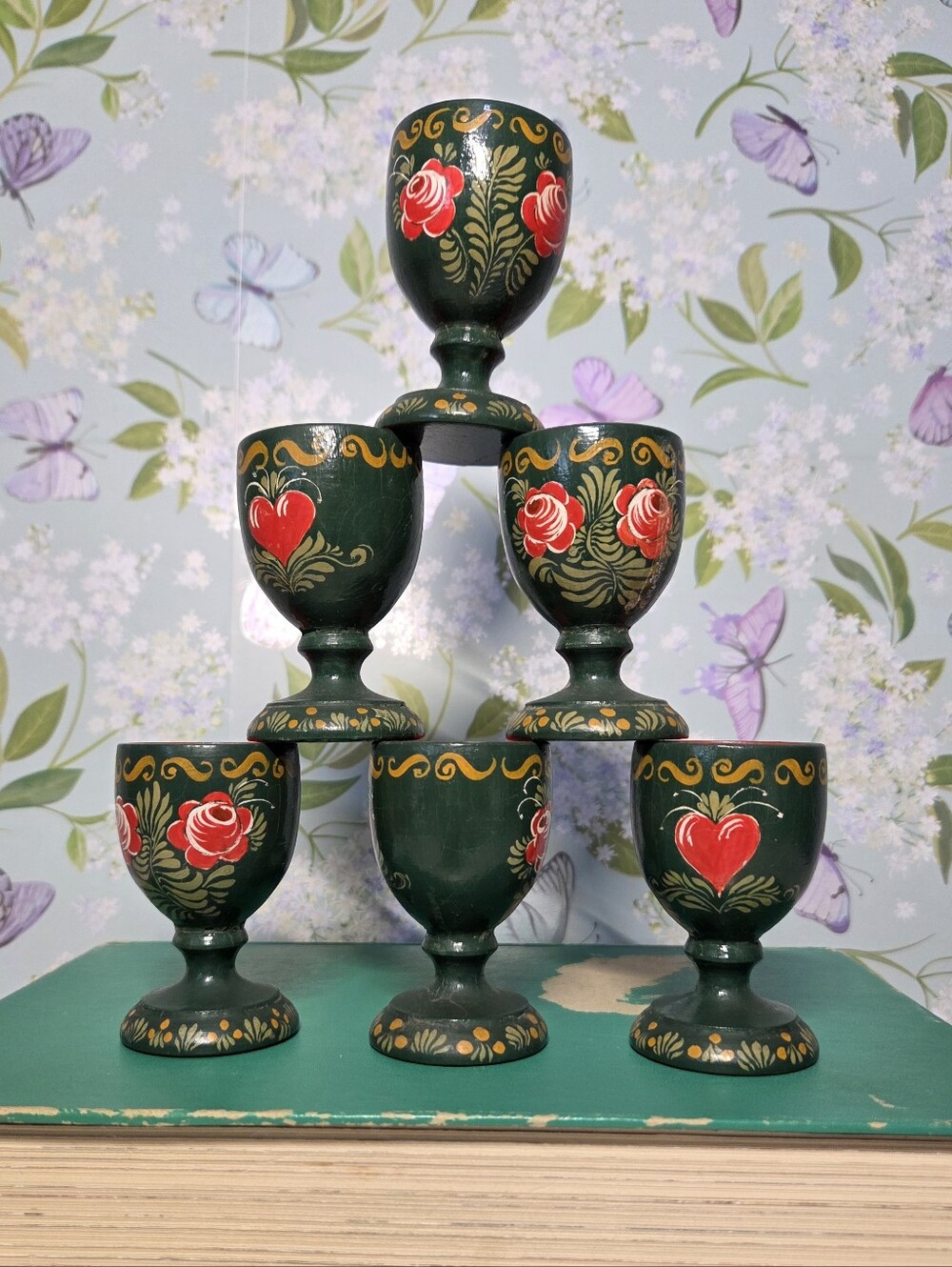 (6) Wooden Hand Painted Vintage Egg Cups Holders Folk Art Hearts Roses Green Red